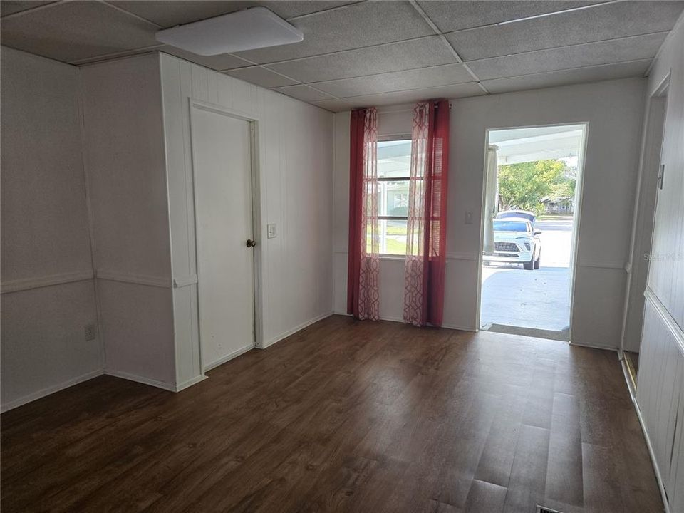 For Sale: $115,000 (2 beds, 2 baths, 1656 Square Feet)