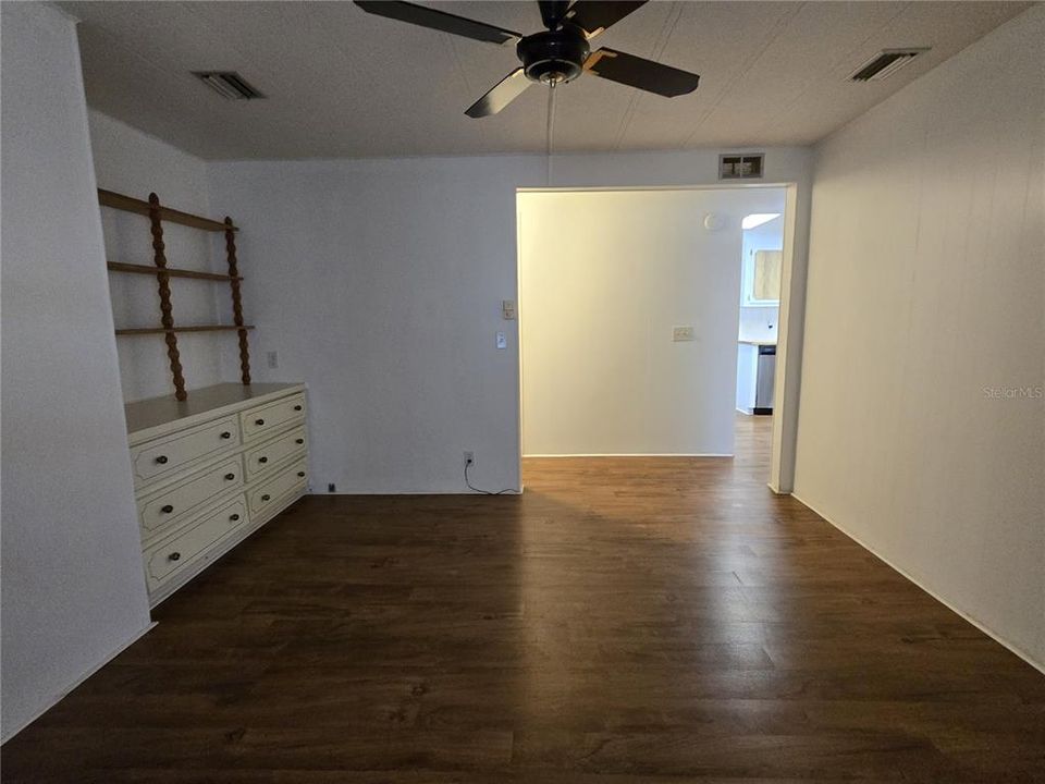 For Sale: $115,000 (2 beds, 2 baths, 1656 Square Feet)
