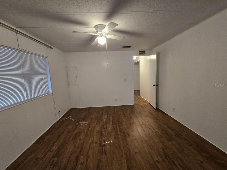 For Sale: $115,000 (2 beds, 2 baths, 1656 Square Feet)