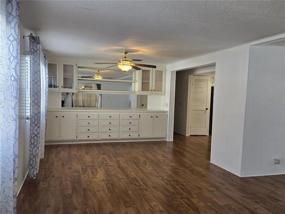For Sale: $115,000 (2 beds, 2 baths, 1656 Square Feet)