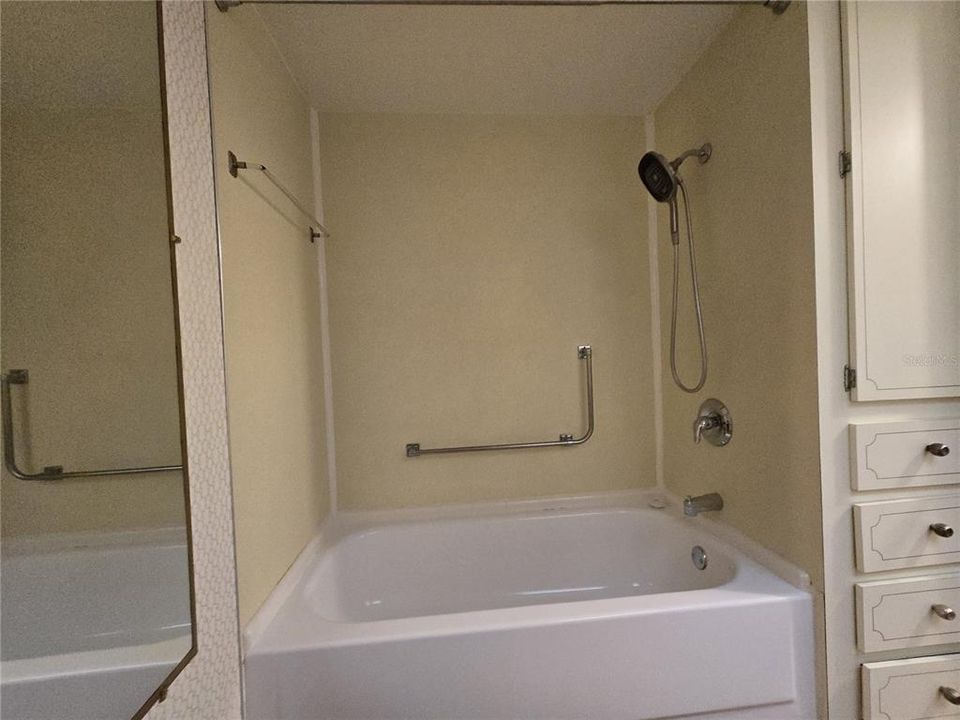 For Sale: $115,000 (2 beds, 2 baths, 1656 Square Feet)