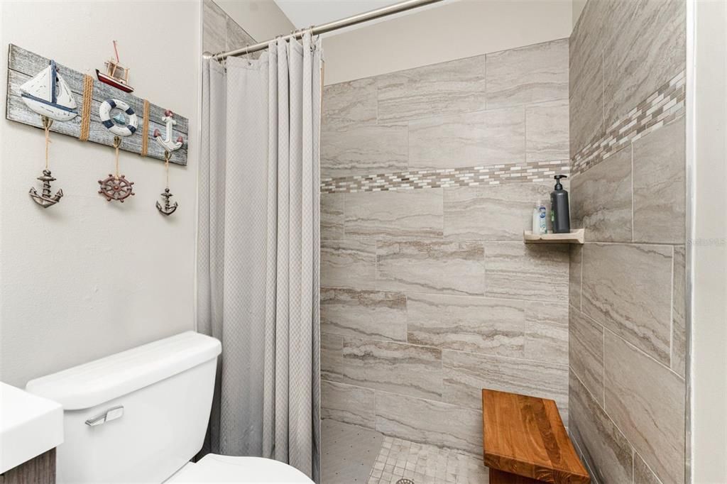 待售: $270,000 (3 贝兹, 2 浴室, 1204 平方英尺)