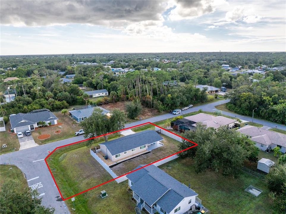 待售: $270,000 (3 贝兹, 2 浴室, 1204 平方英尺)