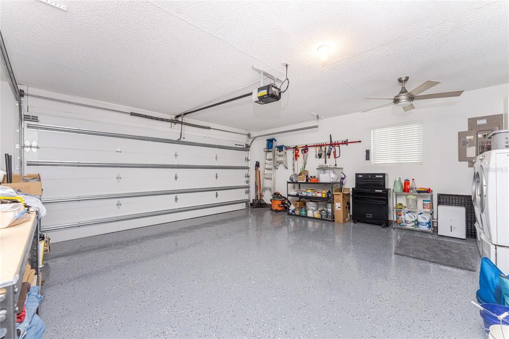 待售: $270,000 (3 贝兹, 2 浴室, 1204 平方英尺)