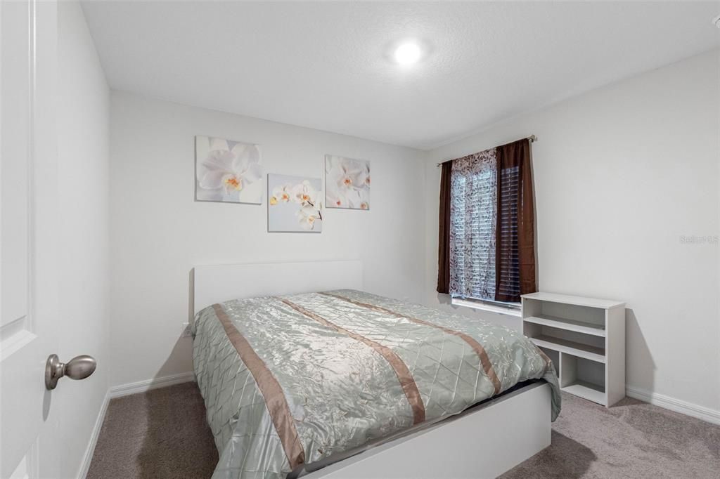 На продажу: $364,900 (3 спален, 2 ванн, 1566 Квадратных фут)