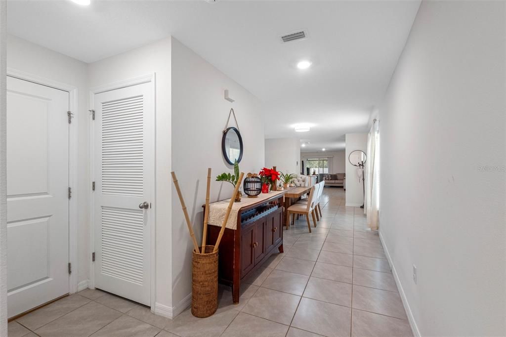 На продажу: $364,900 (3 спален, 2 ванн, 1566 Квадратных фут)