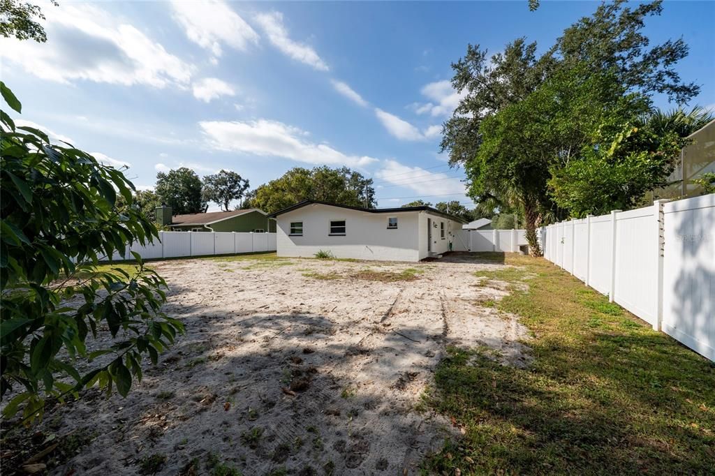 For Sale: $404,990 (3 beds, 2 baths, 1356 Square Feet)