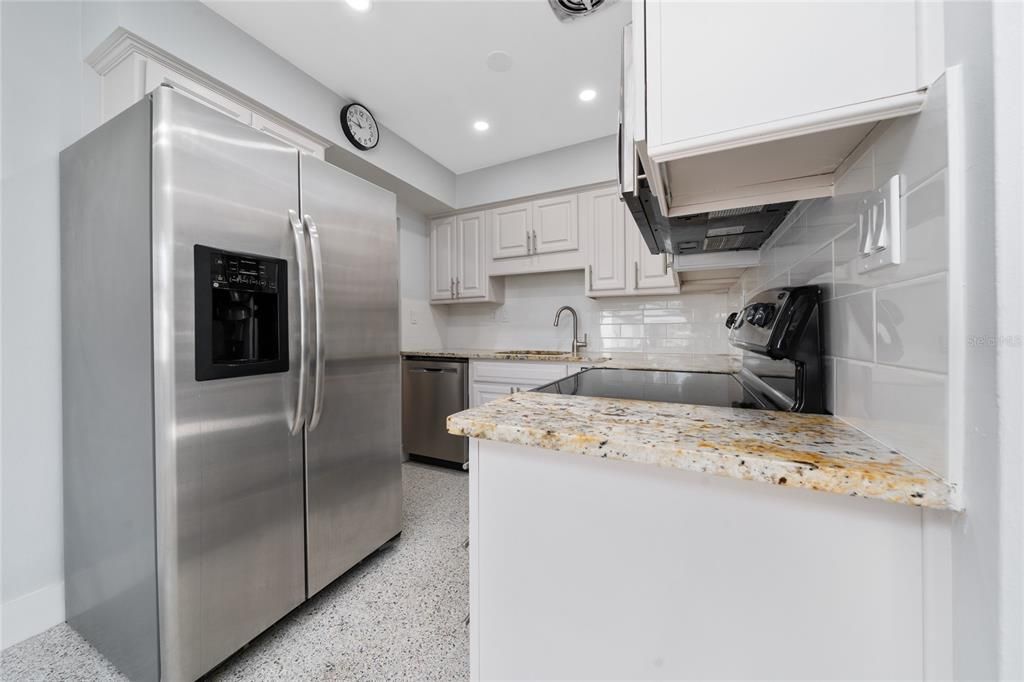 For Sale: $404,990 (3 beds, 2 baths, 1356 Square Feet)