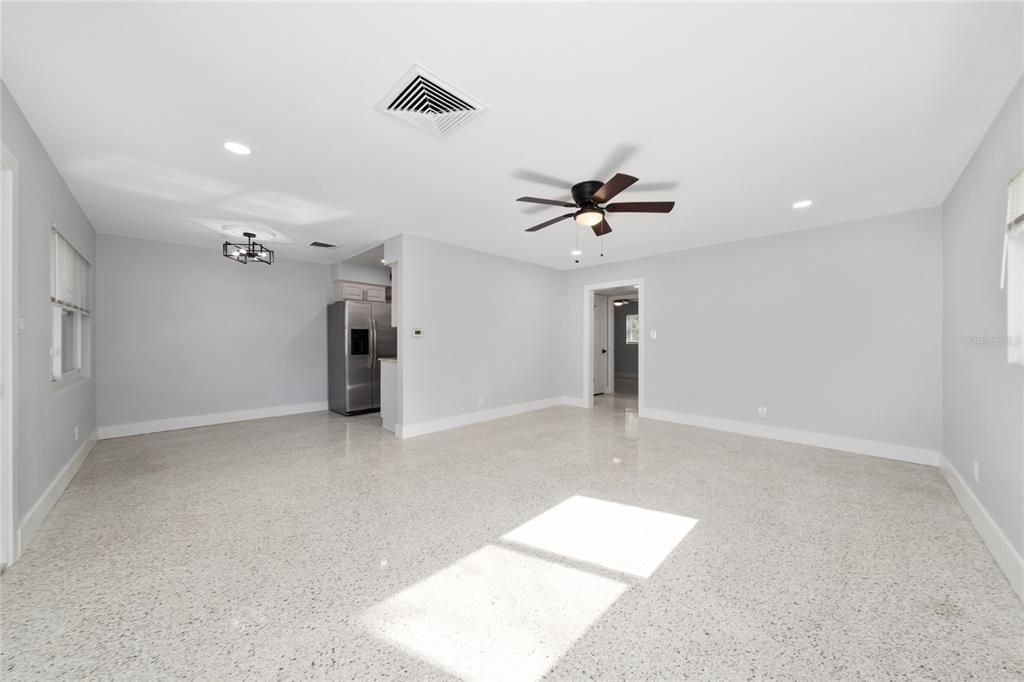 For Sale: $404,990 (3 beds, 2 baths, 1356 Square Feet)