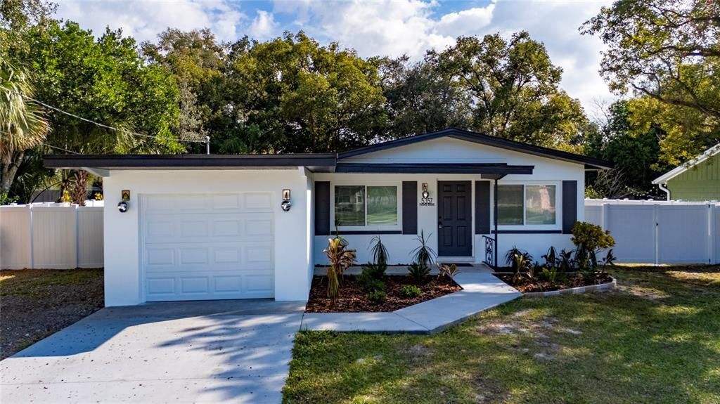 For Sale: $404,990 (3 beds, 2 baths, 1356 Square Feet)