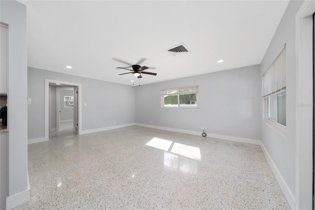 For Sale: $404,990 (3 beds, 2 baths, 1356 Square Feet)