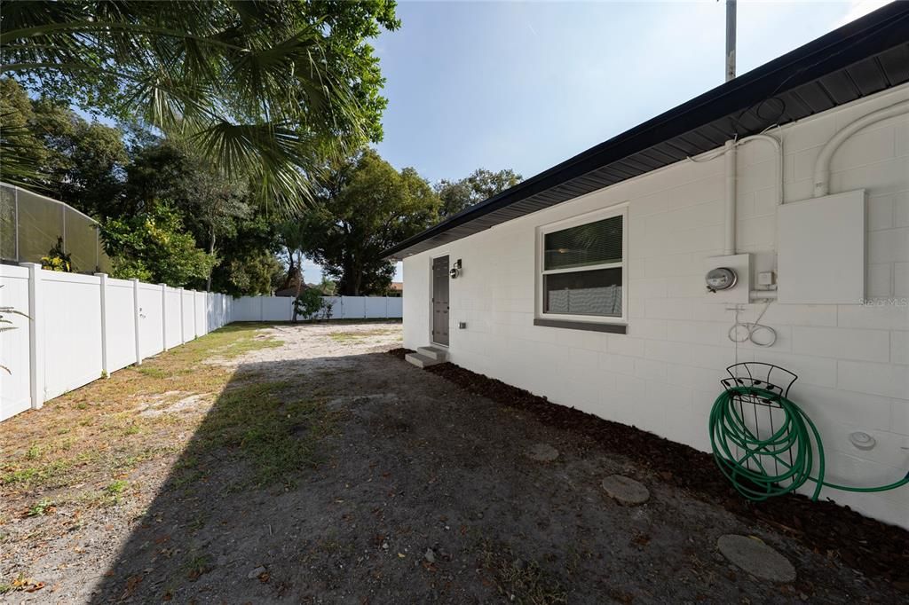 For Sale: $404,990 (3 beds, 2 baths, 1356 Square Feet)