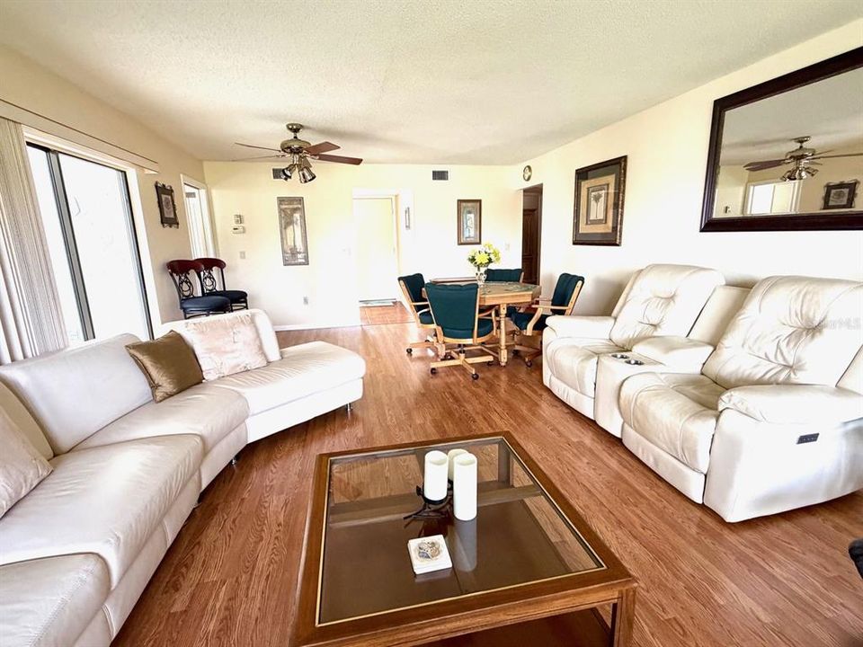 For Rent: $5,000 (2 beds, 2 baths, 1191 Square Feet)