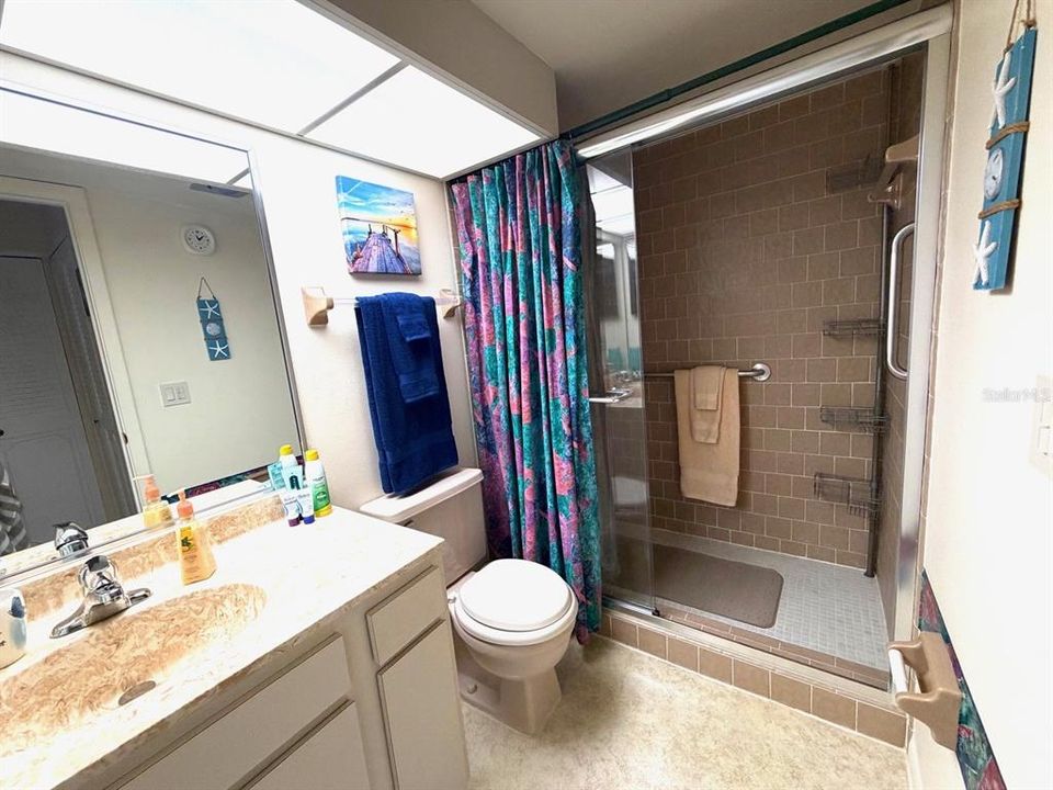 For Rent: $5,000 (2 beds, 2 baths, 1191 Square Feet)