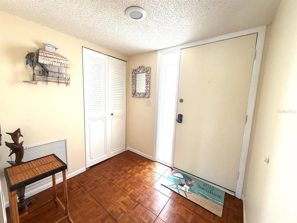 For Rent: $5,000 (2 beds, 2 baths, 1191 Square Feet)