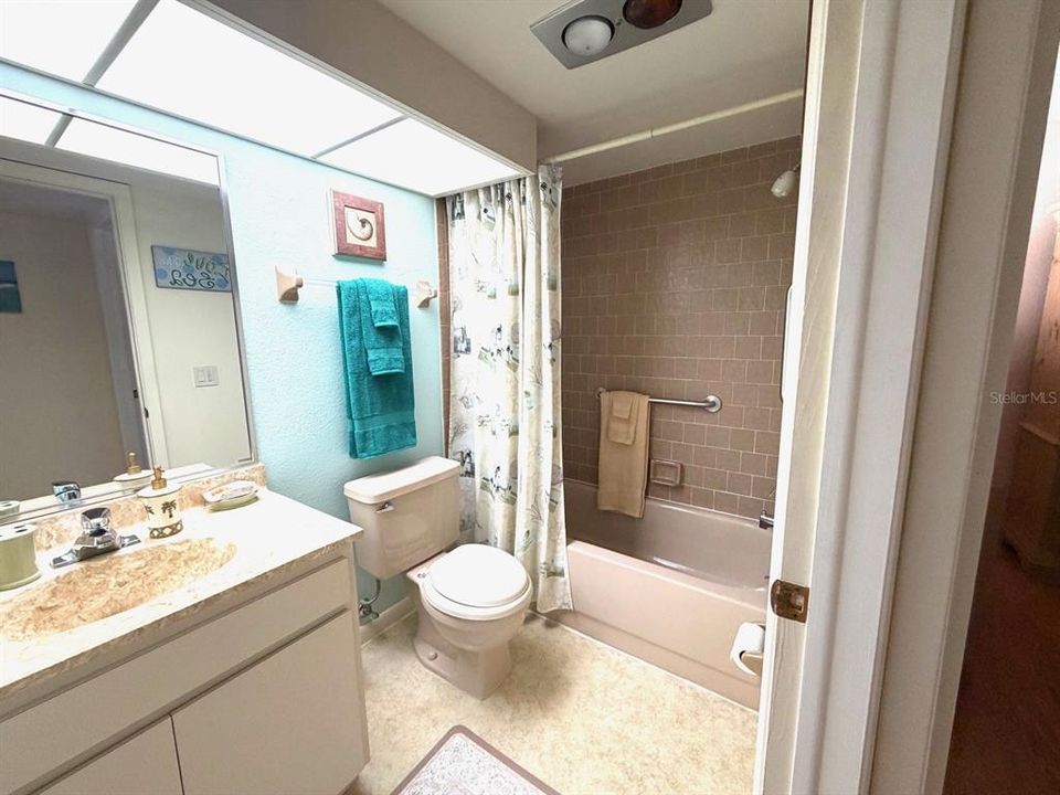 For Rent: $5,000 (2 beds, 2 baths, 1191 Square Feet)