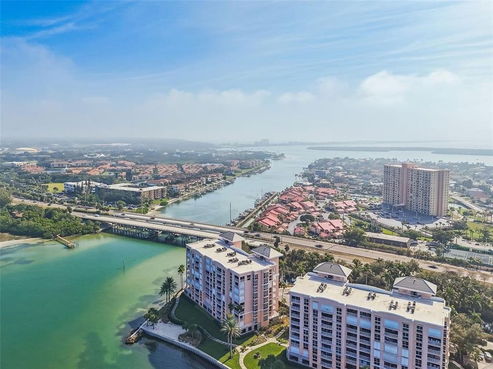 На продажу: $830,000 (2 спален, 2 ванн, 1516 Квадратных фут)