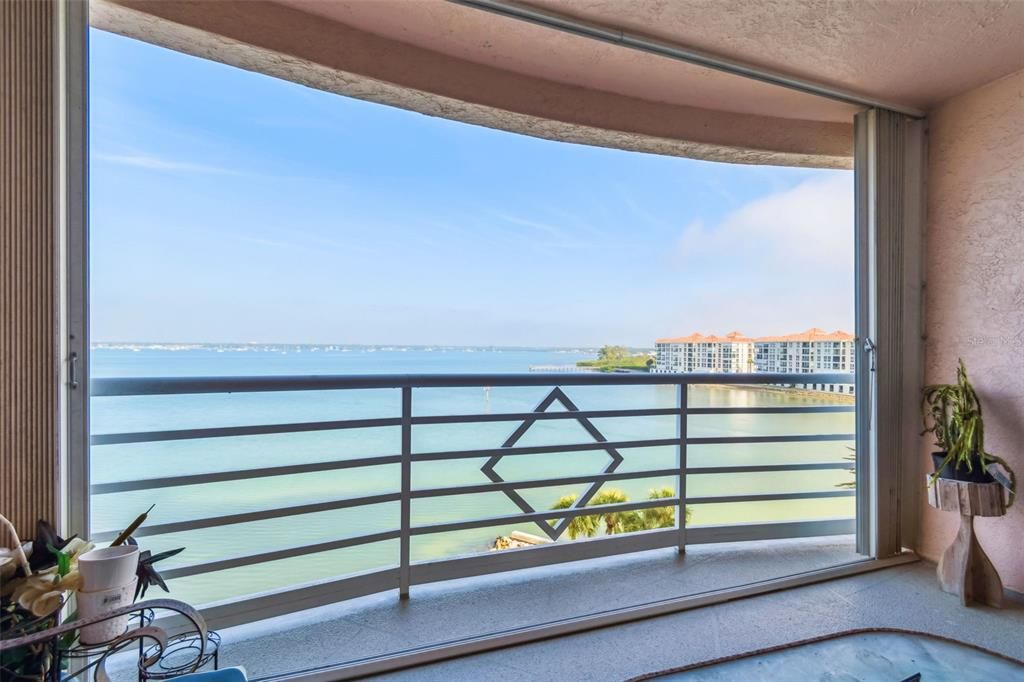 На продажу: $830,000 (2 спален, 2 ванн, 1516 Квадратных фут)