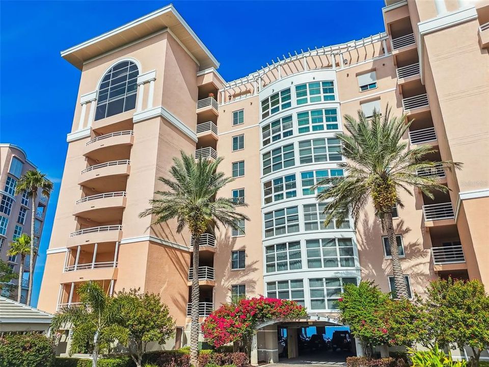 На продажу: $830,000 (2 спален, 2 ванн, 1516 Квадратных фут)