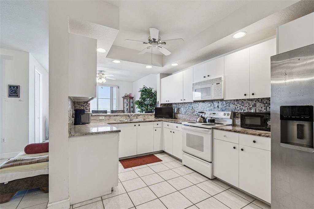 На продажу: $830,000 (2 спален, 2 ванн, 1516 Квадратных фут)