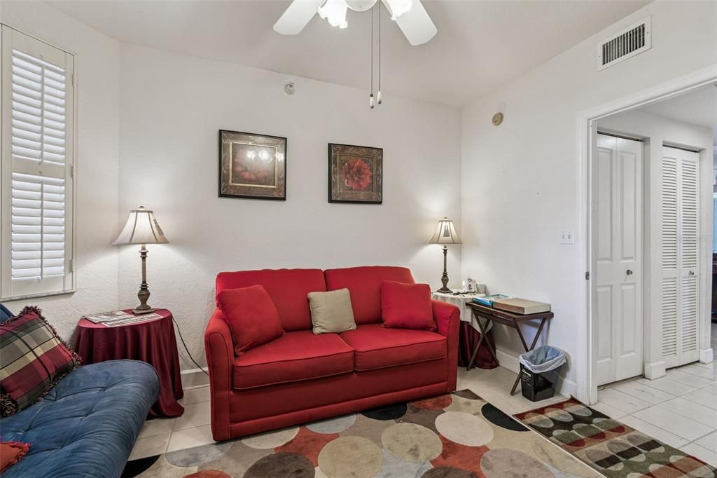 На продажу: $830,000 (2 спален, 2 ванн, 1516 Квадратных фут)