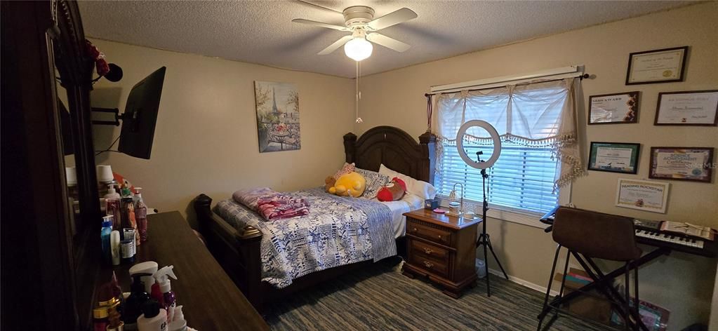 En Renta: $2,450 (3 camas, 2 baños, 1729 Pies cuadrados)