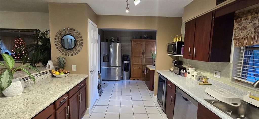 En Renta: $2,450 (3 camas, 2 baños, 1729 Pies cuadrados)