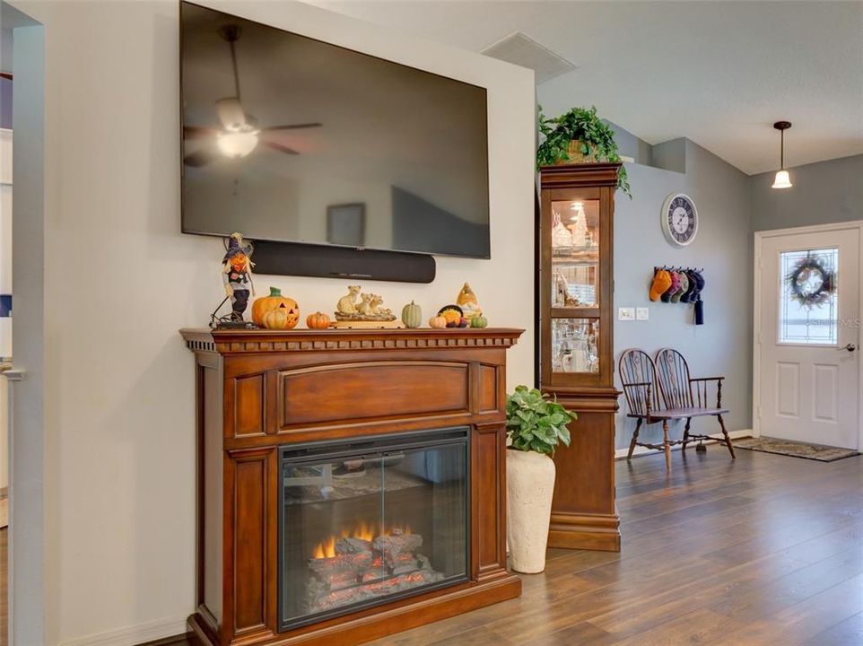 For Sale: $425,000 (3 beds, 2 baths, 2155 Square Feet)