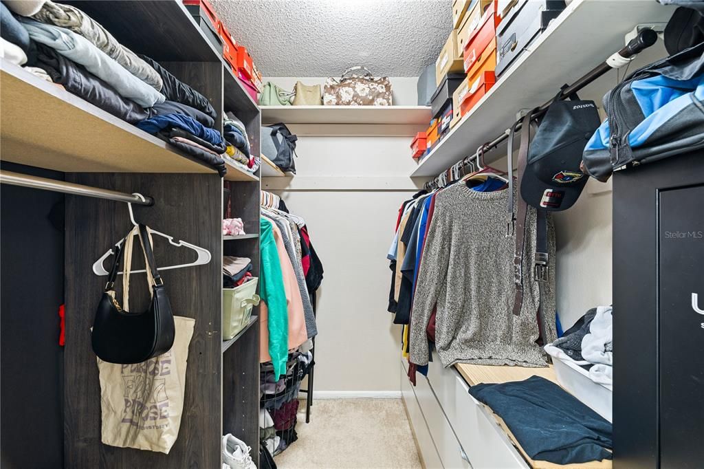 For Sale: $179,900 (2 beds, 2 baths, 1252 Square Feet)