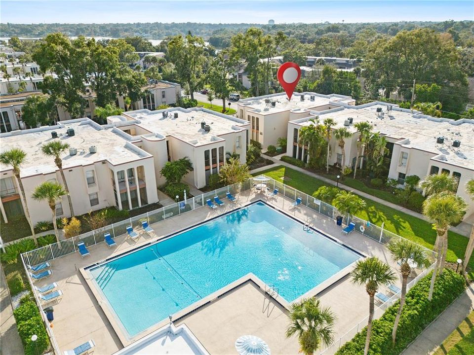 For Sale: $179,900 (2 beds, 2 baths, 1252 Square Feet)