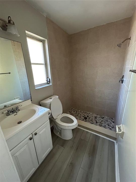 En Venta: $229,000 (2 camas, 2 baños, 1098 Pies cuadrados)