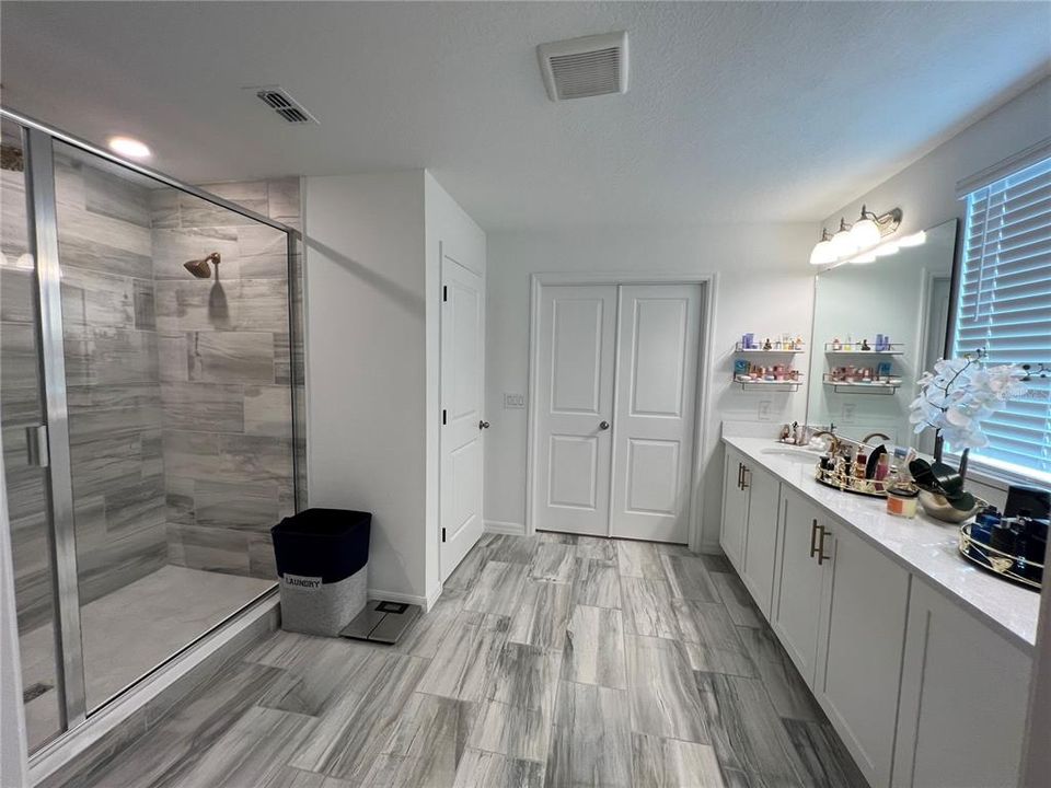 待售: $649,990 (5 贝兹, 4 浴室, 3522 平方英尺)