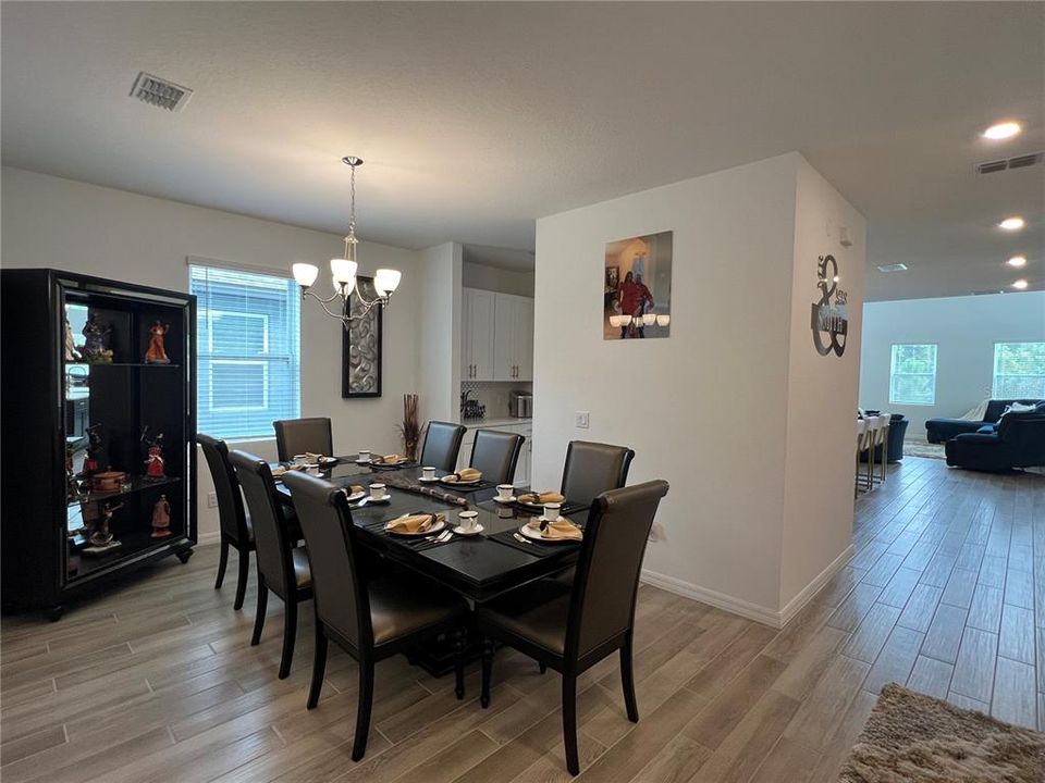 待售: $649,990 (5 贝兹, 4 浴室, 3522 平方英尺)