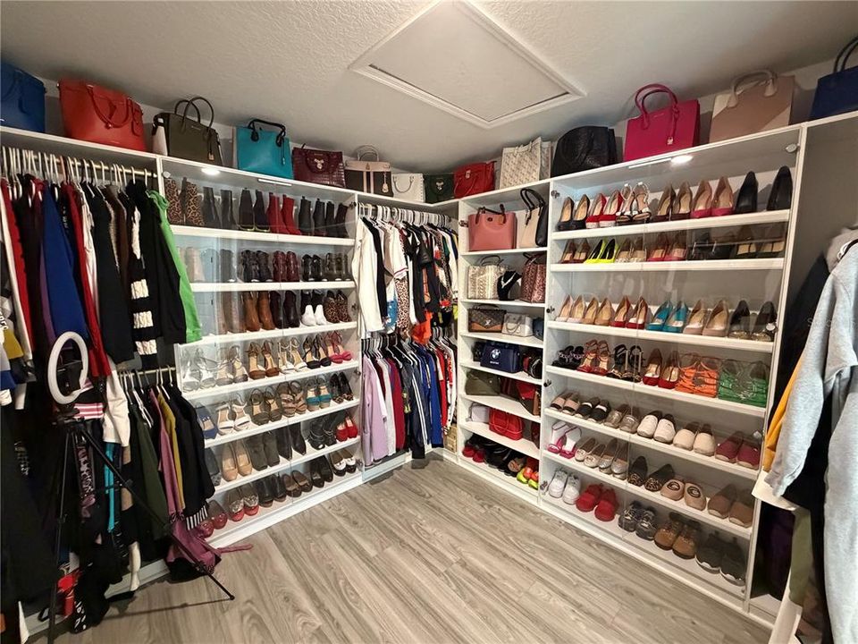 待售: $649,990 (5 贝兹, 4 浴室, 3522 平方英尺)