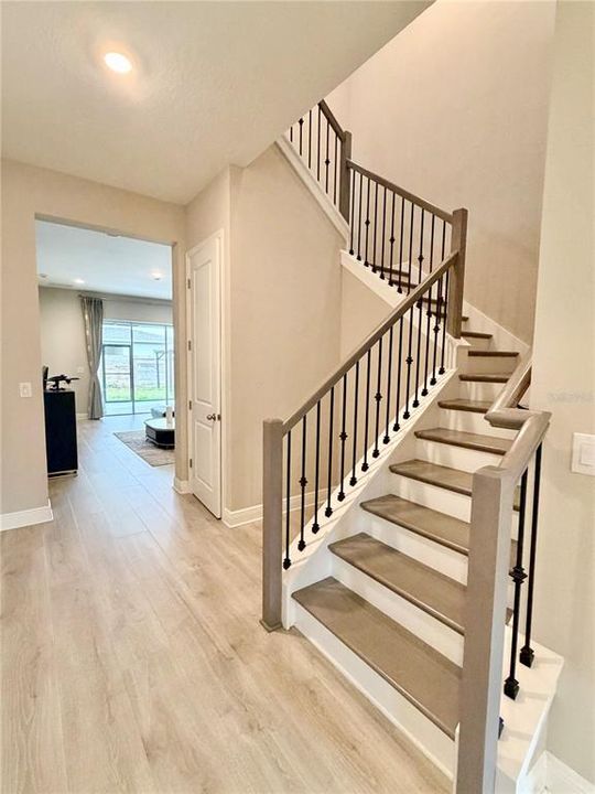 出租: $4,500 (5 贝兹, 3 浴室, 3628 平方英尺)