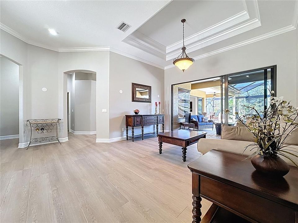 For Sale: $885,000 (4 beds, 3 baths, 2734 Square Feet)