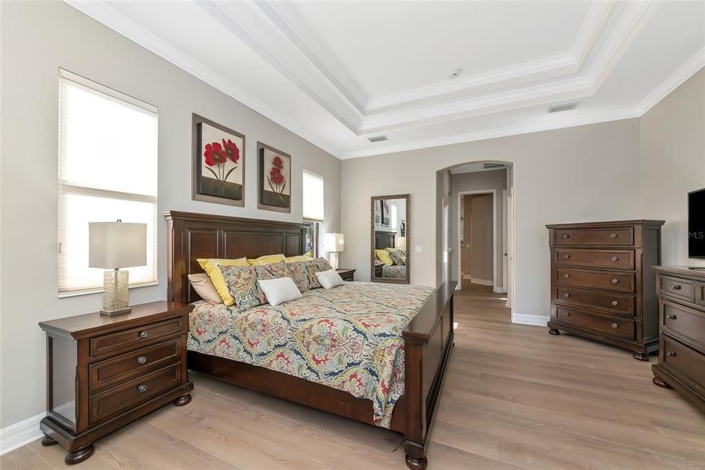 For Sale: $885,000 (4 beds, 3 baths, 2734 Square Feet)