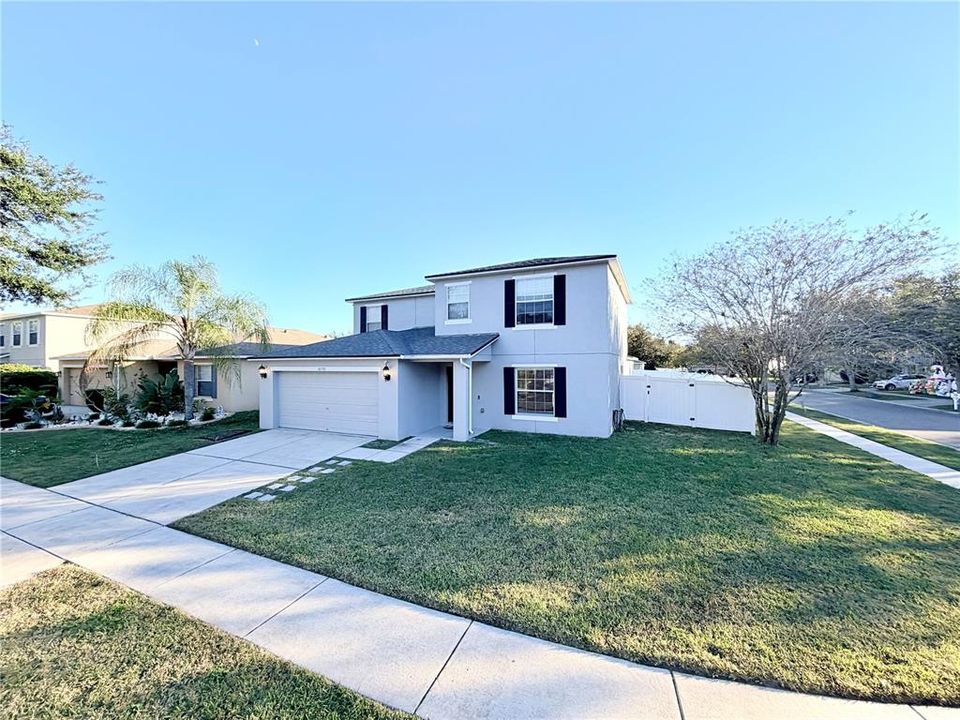 For Sale: $474,900 (4 beds, 3 baths, 2759 Square Feet)