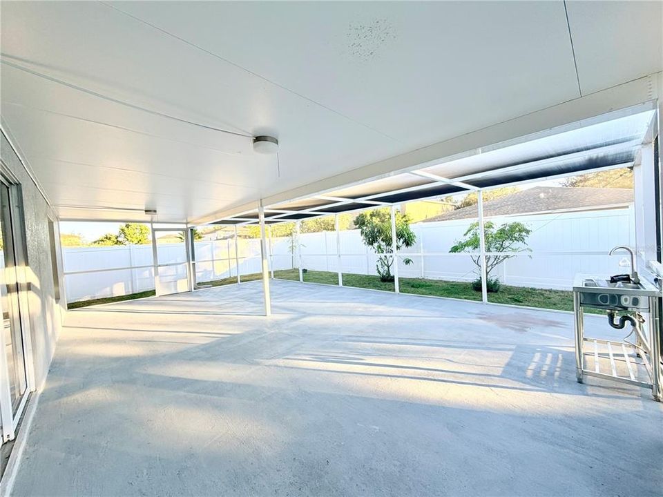 For Sale: $474,900 (4 beds, 3 baths, 2759 Square Feet)