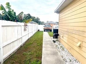 En Venta: $290,000 (3 camas, 2 baños, 1176 Pies cuadrados)