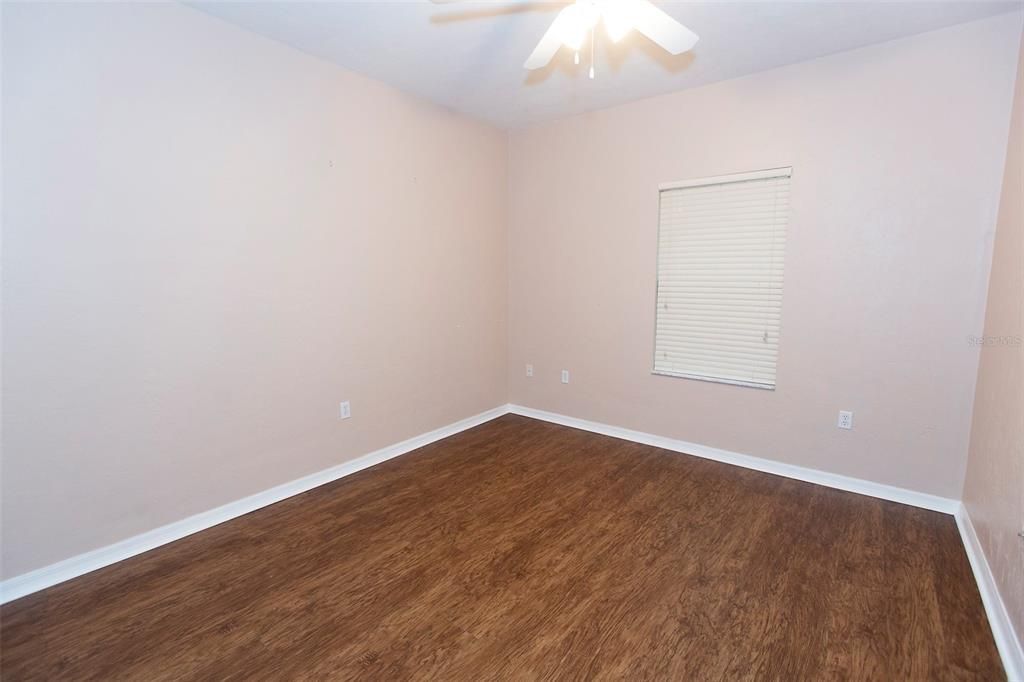 For Rent: $1,975 (3 beds, 2 baths, 1380 Square Feet)