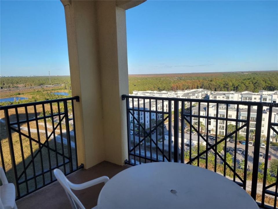 For Sale: $265,000 (3 beds, 2 baths, 1253 Square Feet)