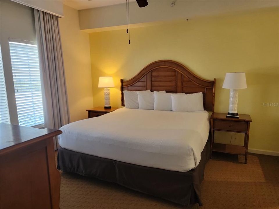 For Sale: $265,000 (3 beds, 2 baths, 1253 Square Feet)