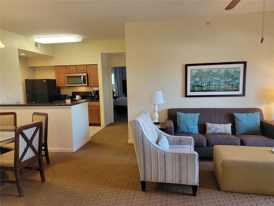 For Sale: $265,000 (3 beds, 2 baths, 1253 Square Feet)