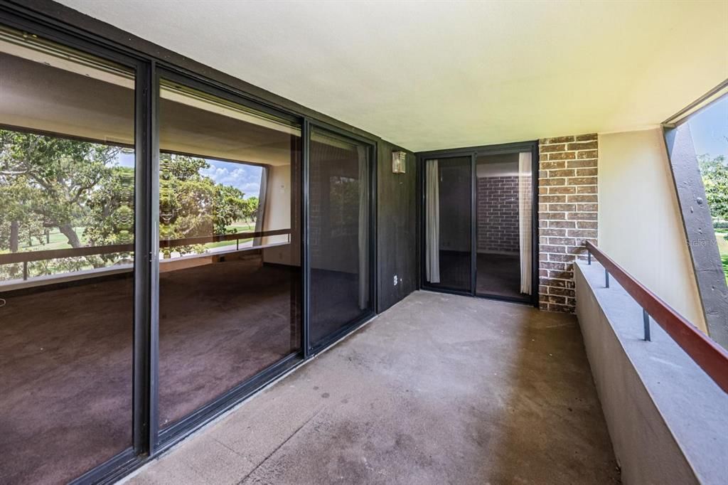 For Rent: $1,850 (2 beds, 2 baths, 1210 Square Feet)