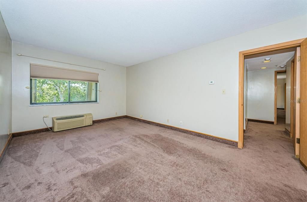 For Rent: $1,850 (2 beds, 2 baths, 1210 Square Feet)