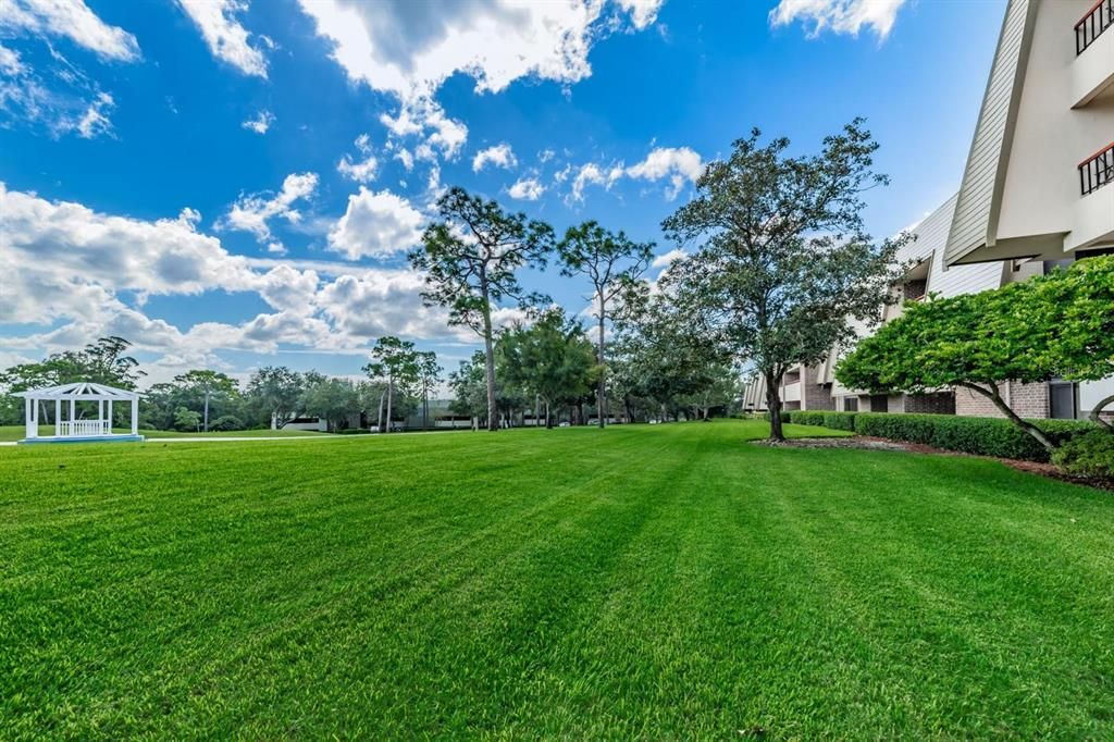 For Rent: $1,850 (2 beds, 2 baths, 1210 Square Feet)