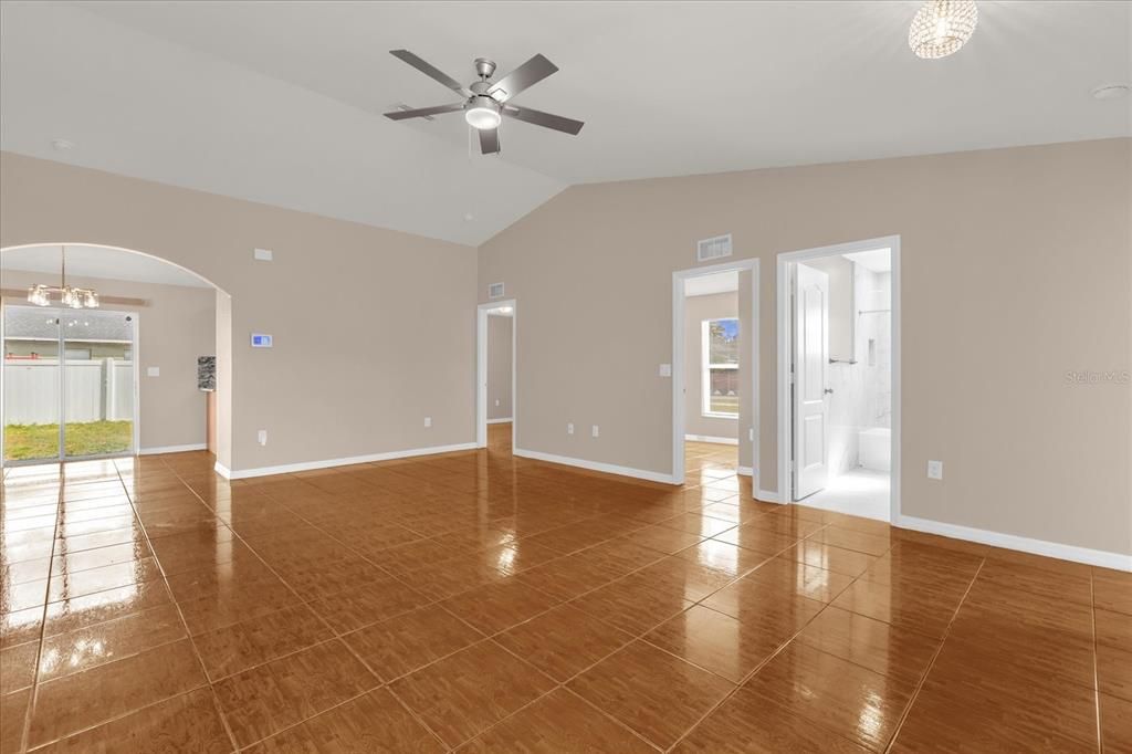 En Renta: $1,860 (4 camas, 2 baños, 1388 Pies cuadrados)