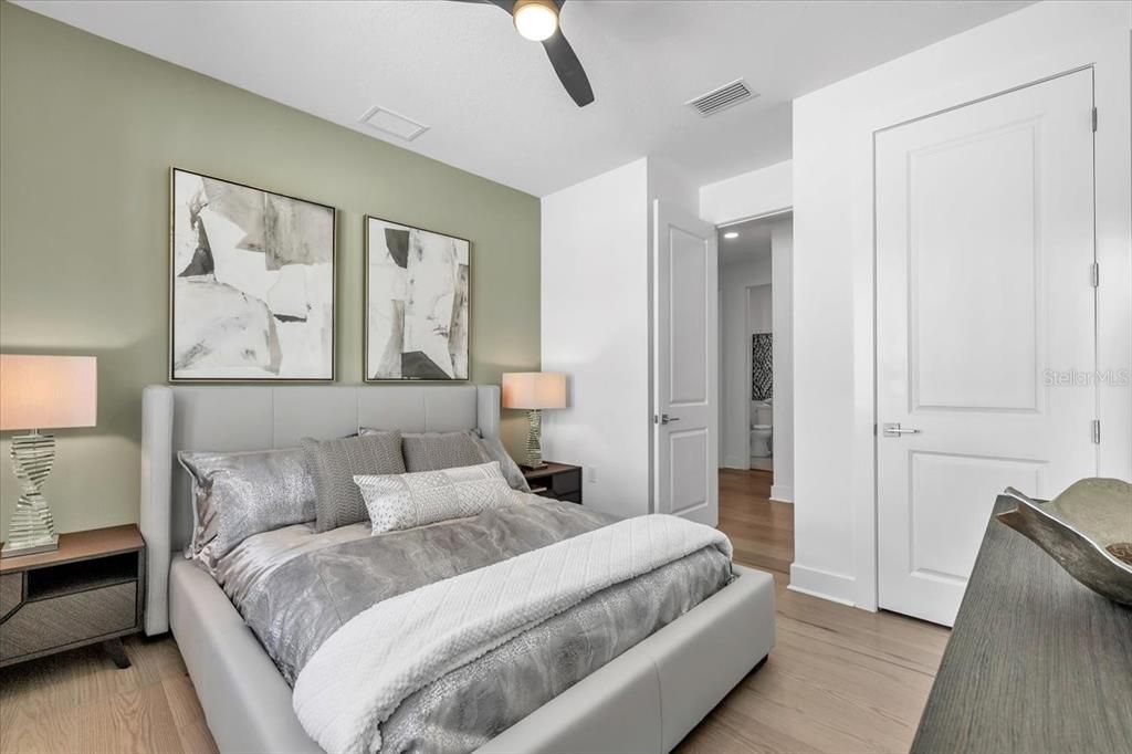 出租: $2,950 (2 贝兹, 2 浴室, 1804 平方英尺)