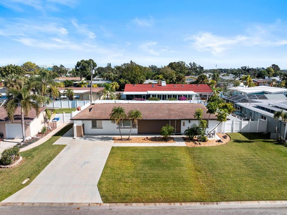 For Sale: $625,000 (3 beds, 2 baths, 2264 Square Feet)